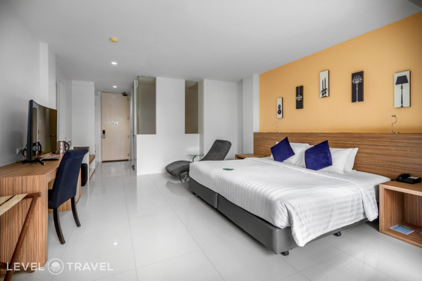 фотографии номера Номер с выходом к бассейну отеля The Lantern Resort Patong в Таиланд(Патонг Бич) - фото №5