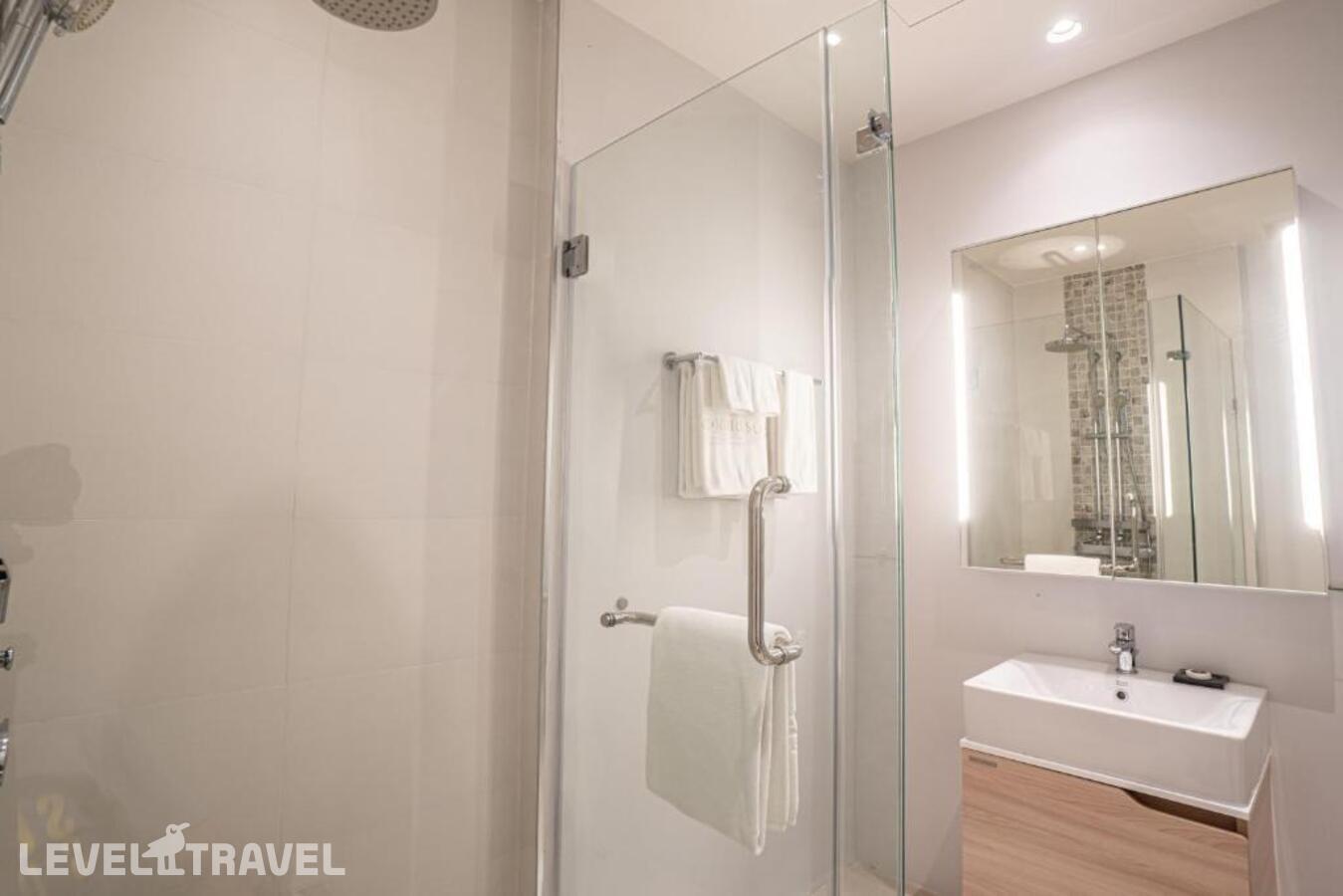фотографии номера Двухместный люкс Grand Deluxe 2 отдельные кровати отеля Diamond Resort Phuket в Таиланд(Банг Тао Бич) - фото №4