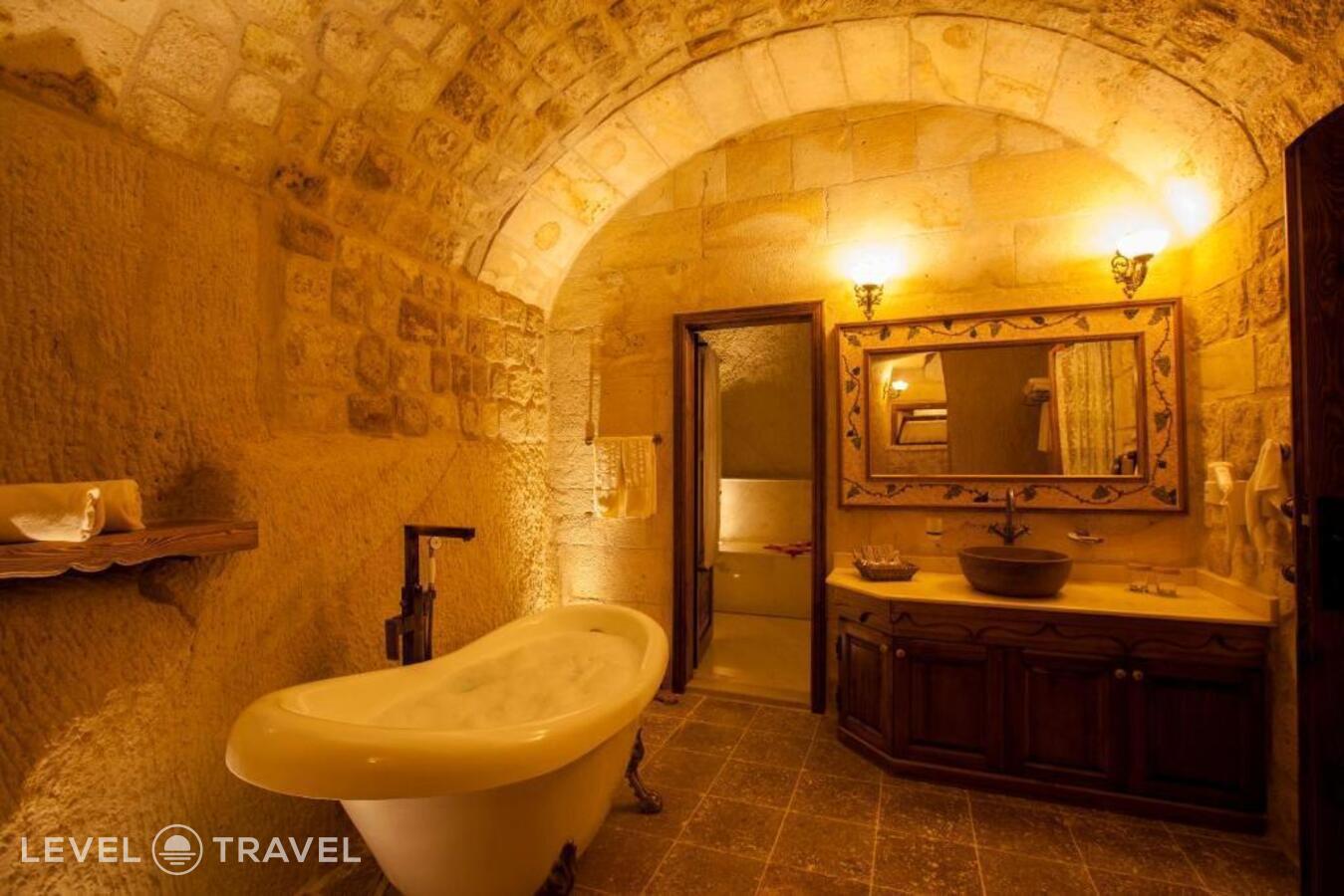 фотографии номера Люкс Royal Cave отеля Kayakapi Premium Caves Cappadocia Hotel в Турция(Ургюп) - фото №10