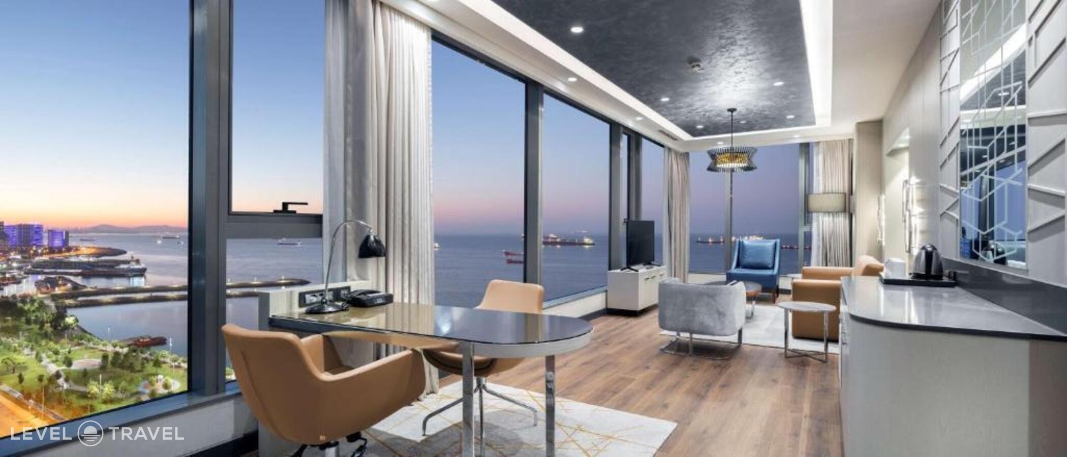 Двухместный люкс Grand Deluxe с видом на море двуспальная кровать — фото 6