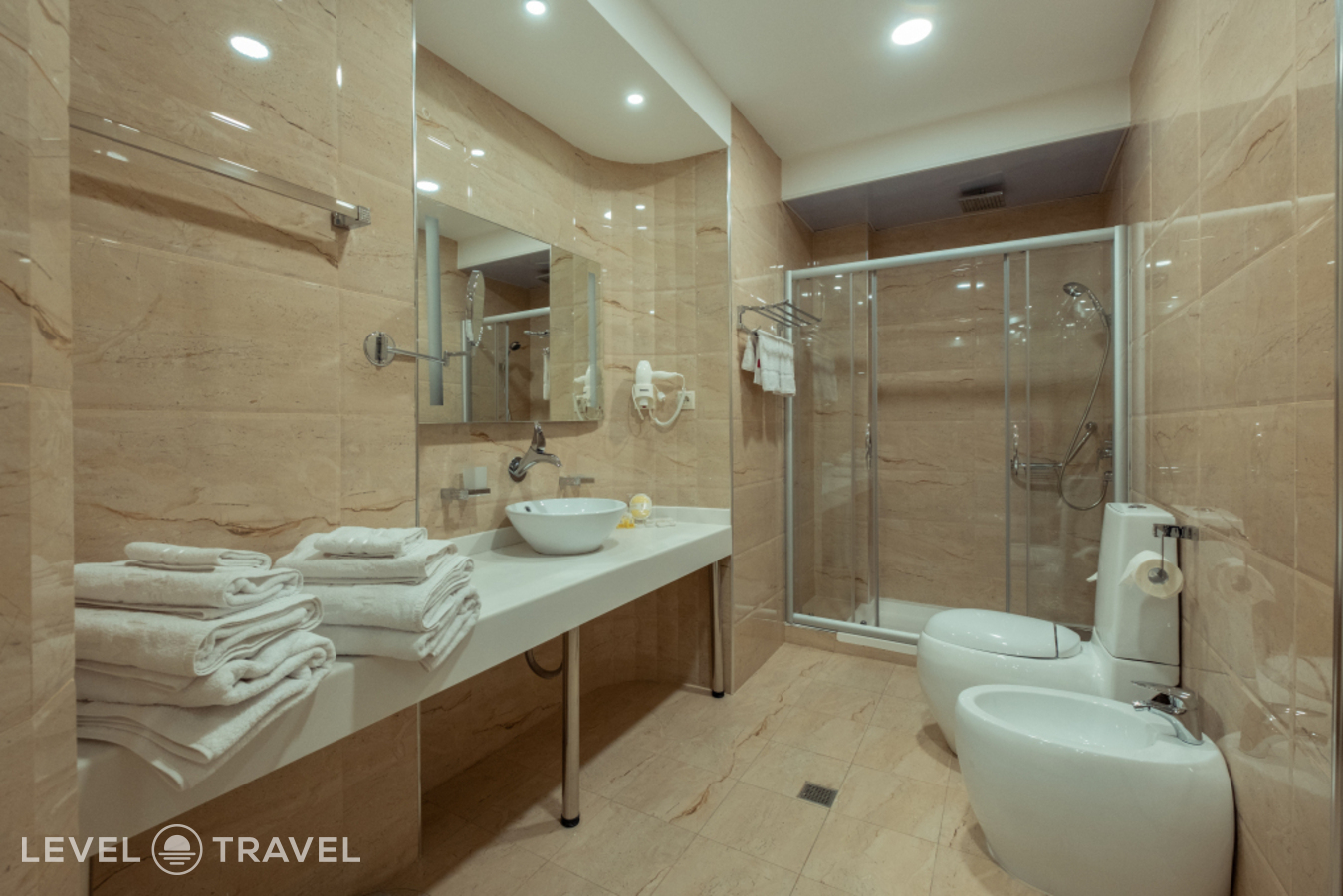 фотографии номера Апартаменты Luxury с 2 комнатами с балконом и с видом на город отеля Dilimah Hotel в Узбекистан(Самарканд) - фото №11