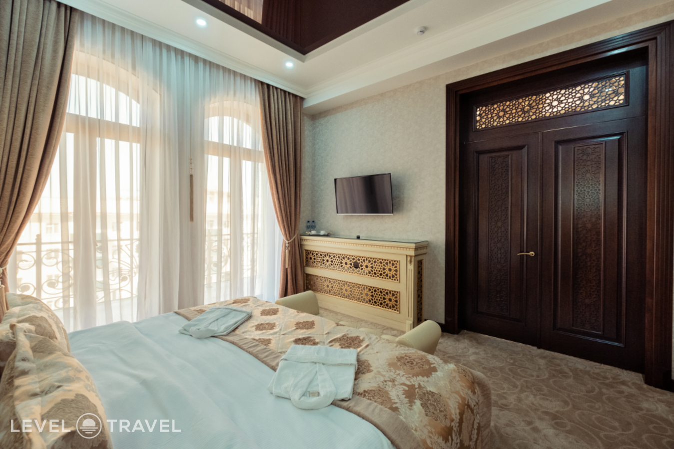 фотографии номера Апартаменты Luxury с 2 комнатами с балконом и с видом на город отеля Dilimah Hotel в Узбекистан(Самарканд) - фото №9
