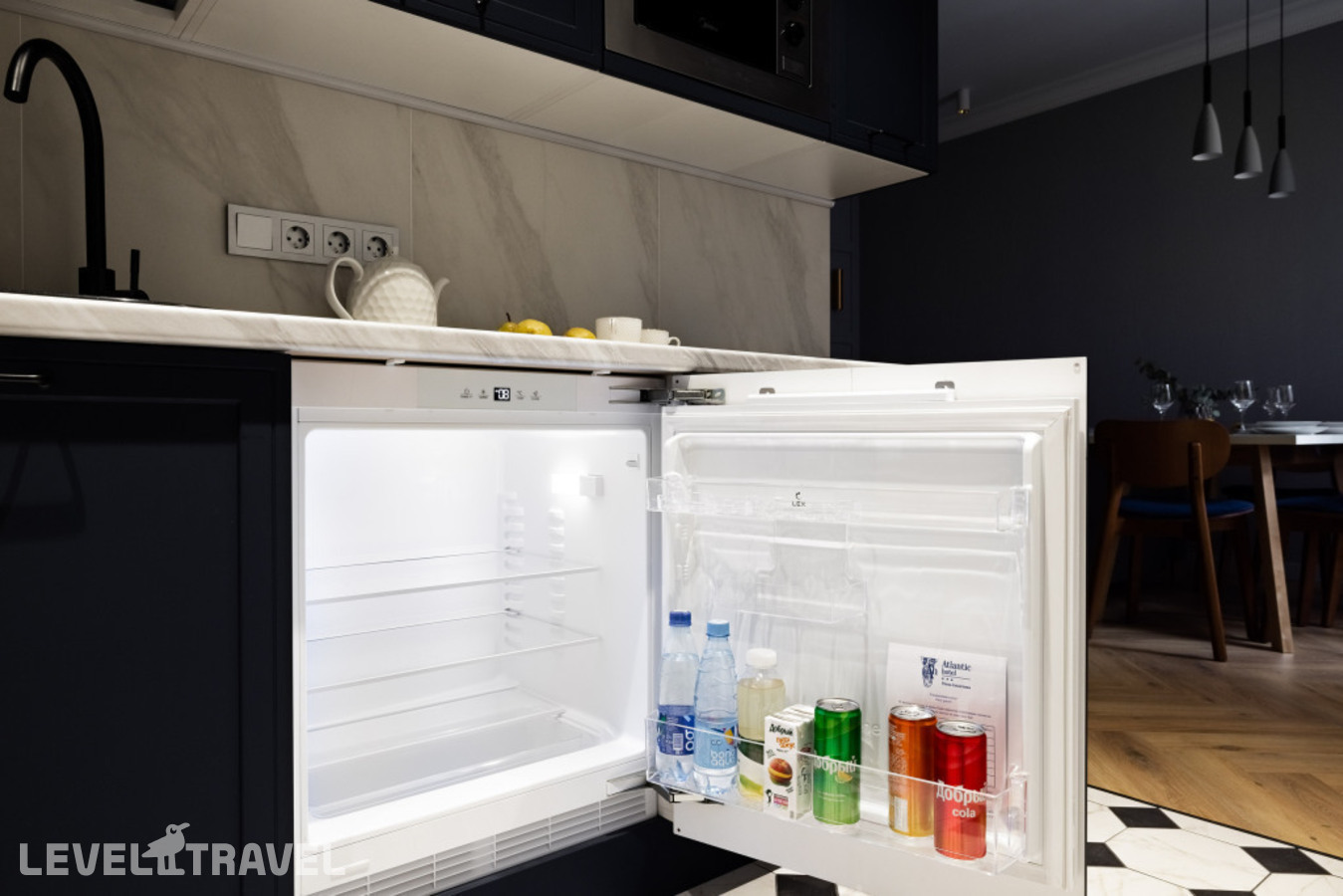 фотографии номера Двухместный полулюкс с кухней 2 отдельные кровати отеля Отель Атлантика в Россия(Центральный район) - фото №19