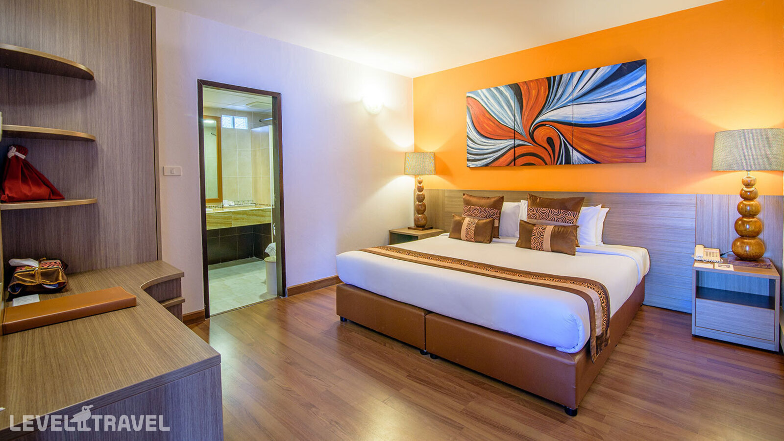 фотографии номера Представительский семейный люкс отеля Golden Beach Cha-Am Hotel в Таиланд(Ча-Ам) - фото №1