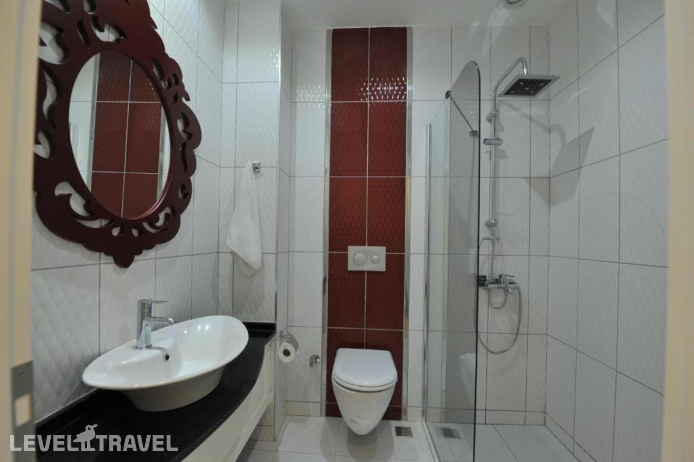 Двухместный номер Superior с балконом и с красивым видом из окна 2 отдельные кровати — фото 8