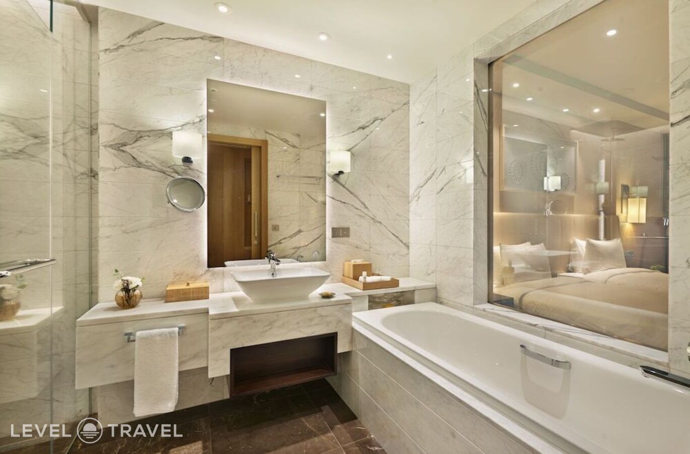 фотографии номера Двухместный номер клубный 2 отдельные кровати отеля Hyatt Regency Tashkent в Узбекистан(Ташкент) - фото №2