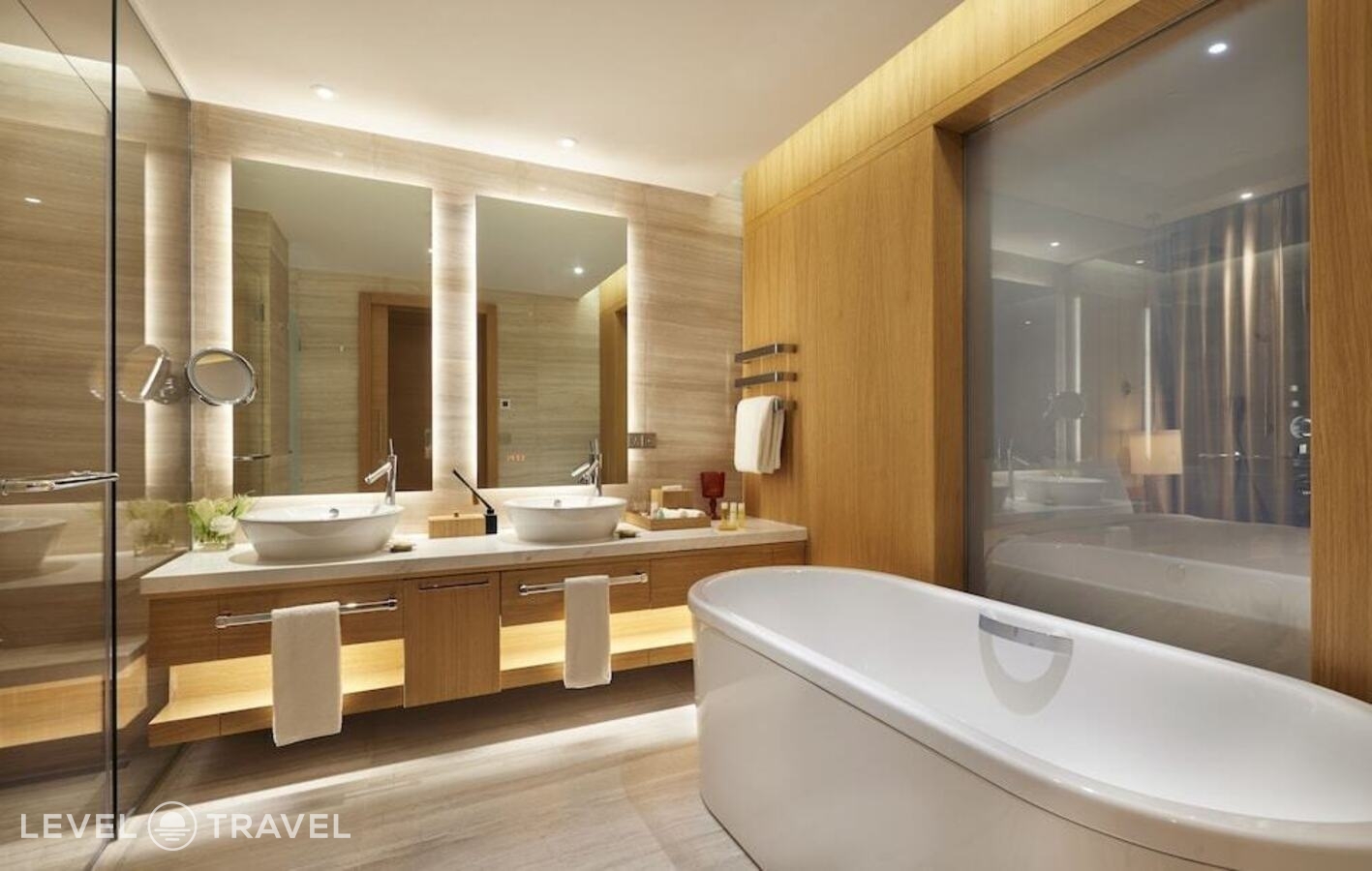 фотографии номера Двухместный люкс Regency двуспальная кровать отеля Hyatt Regency Tashkent в Узбекистан(Ташкент) - фото №2