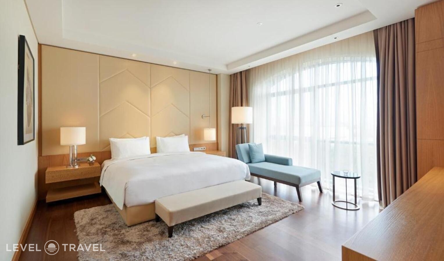фотографии номера Двухместный люкс Regency Executive двуспальная кровать отеля Hyatt Regency Tashkent в Узбекистан(Ташкент) - фото №1