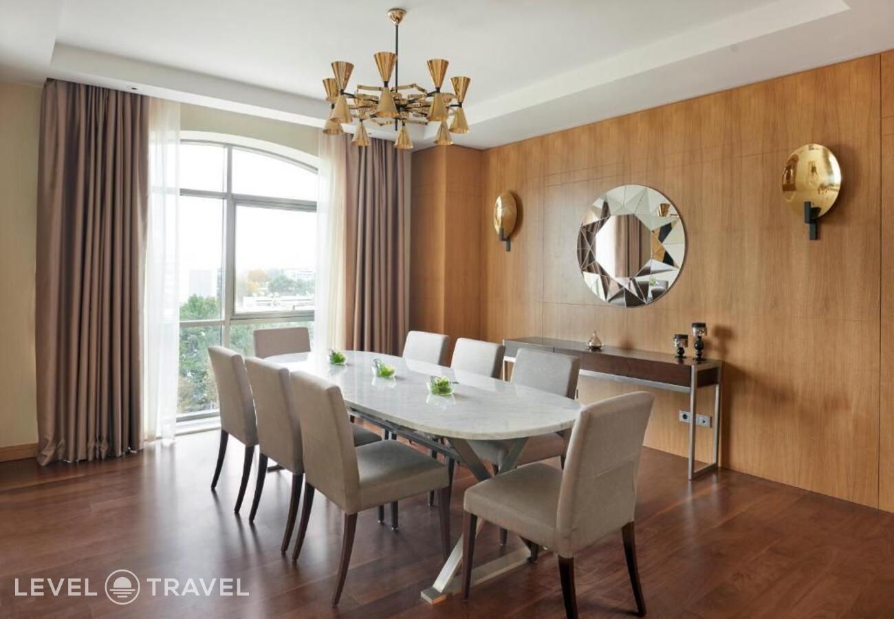 фотографии номера Двухместный люкс Diplomatic двуспальная кровать отеля Hyatt Regency Tashkent в Узбекистан(Ташкент) - фото №4