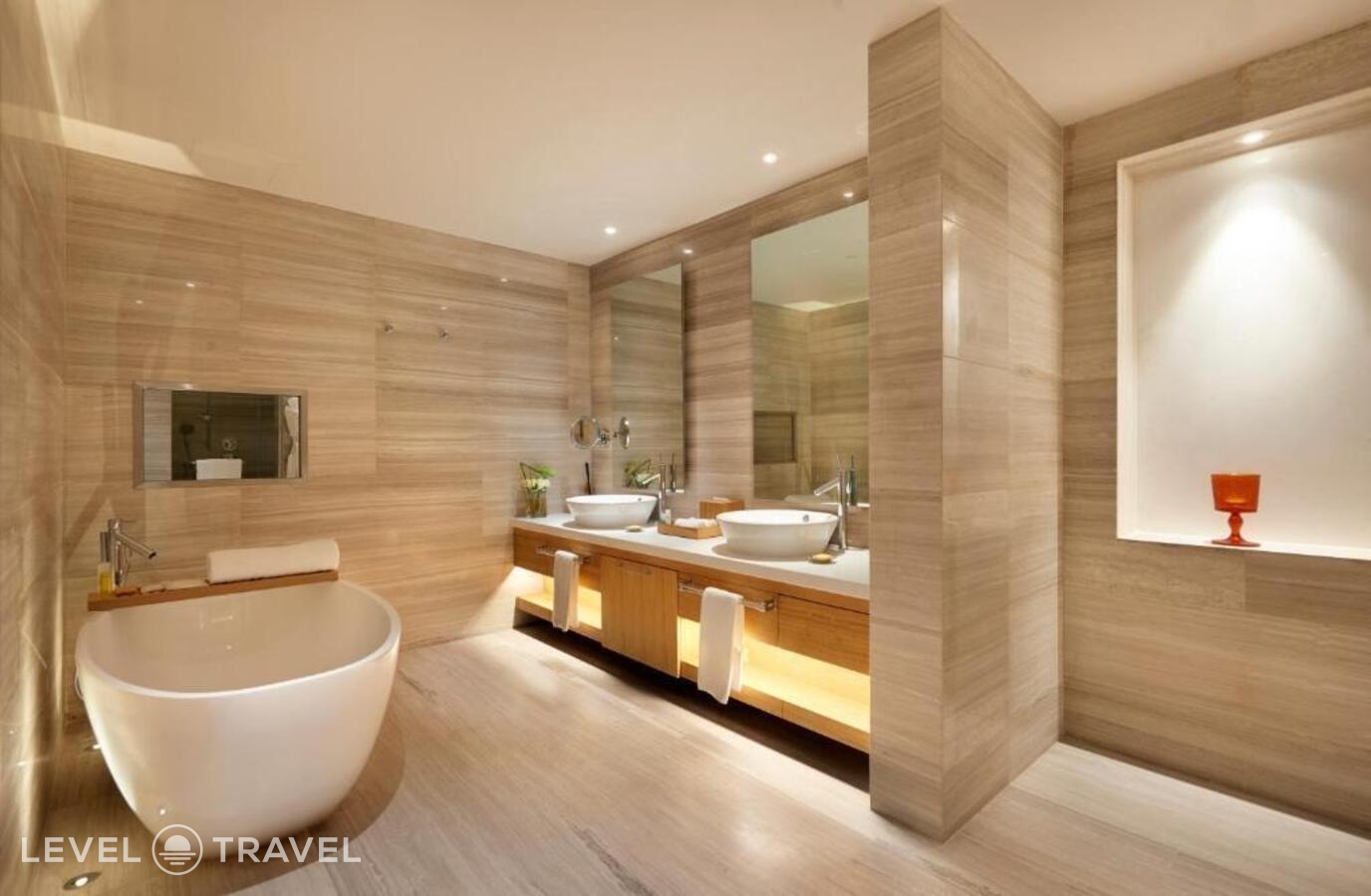 фотографии номера Двухместный люкс Diplomatic двуспальная кровать отеля Hyatt Regency Tashkent в Узбекистан(Ташкент) - фото №3