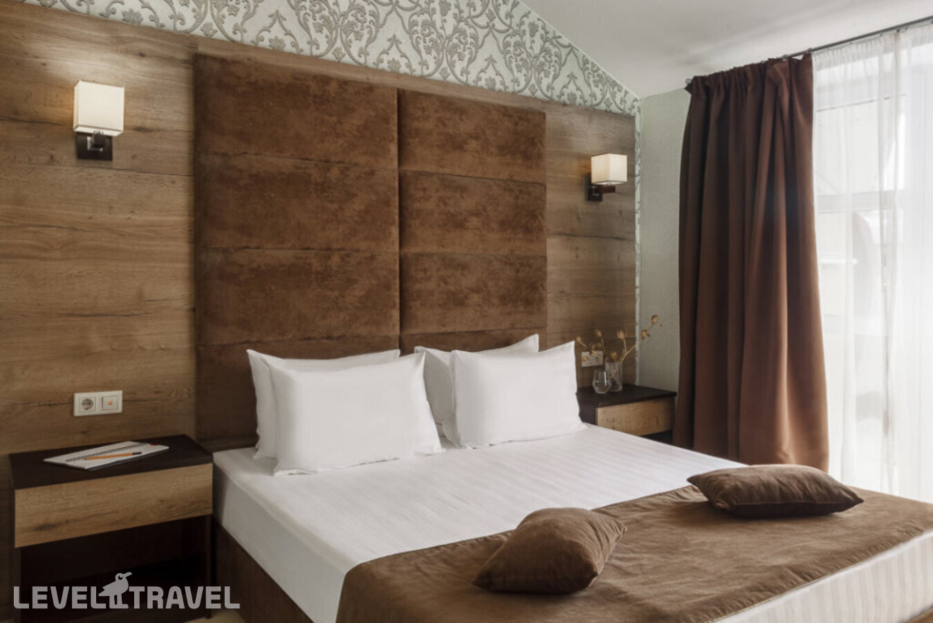 фотографии номера Стандартный с видом на бассейн отеля Pontos Family Resort Hotel в Россия(Витязево) - фото №4