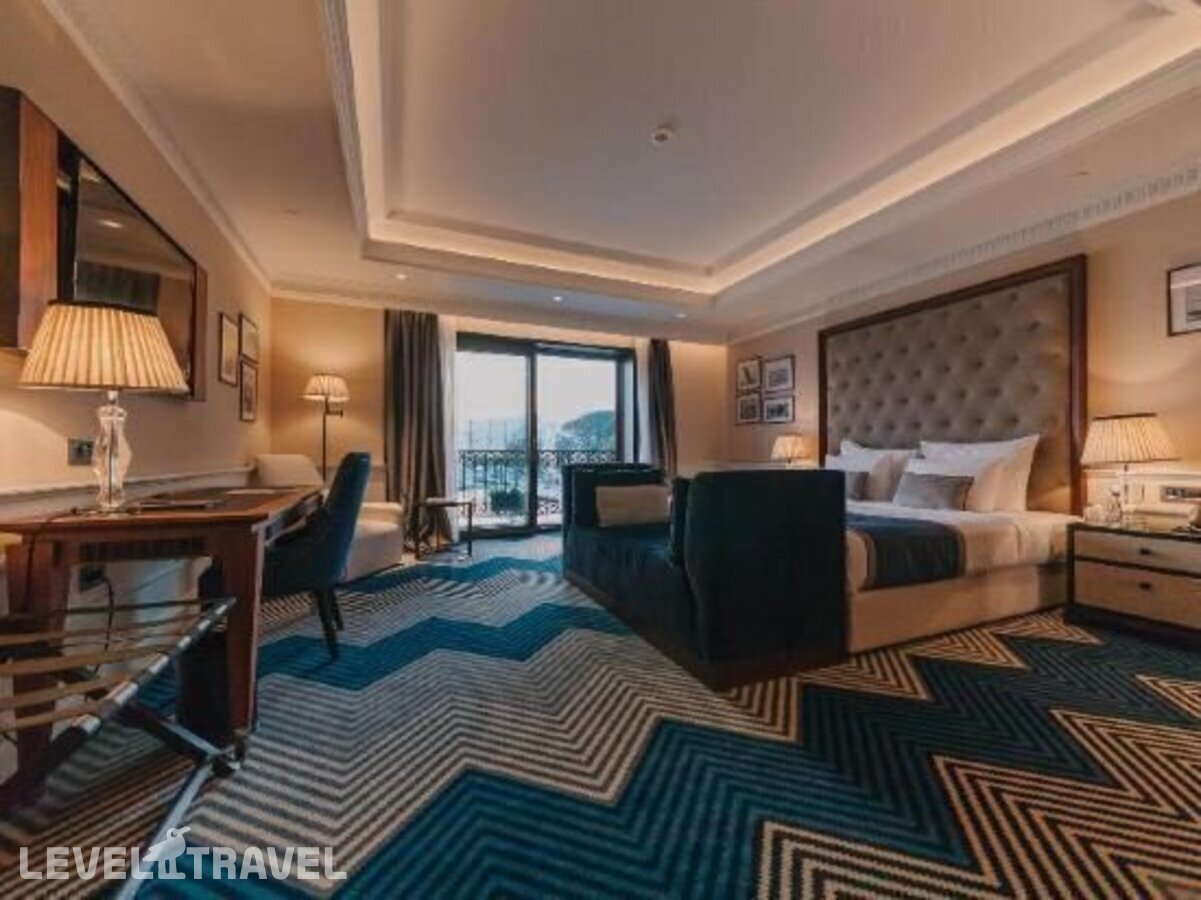 фотографии номера Делюкс с видом на море отеля La Roche Hotel в Черногория(Тиват) - фото №6