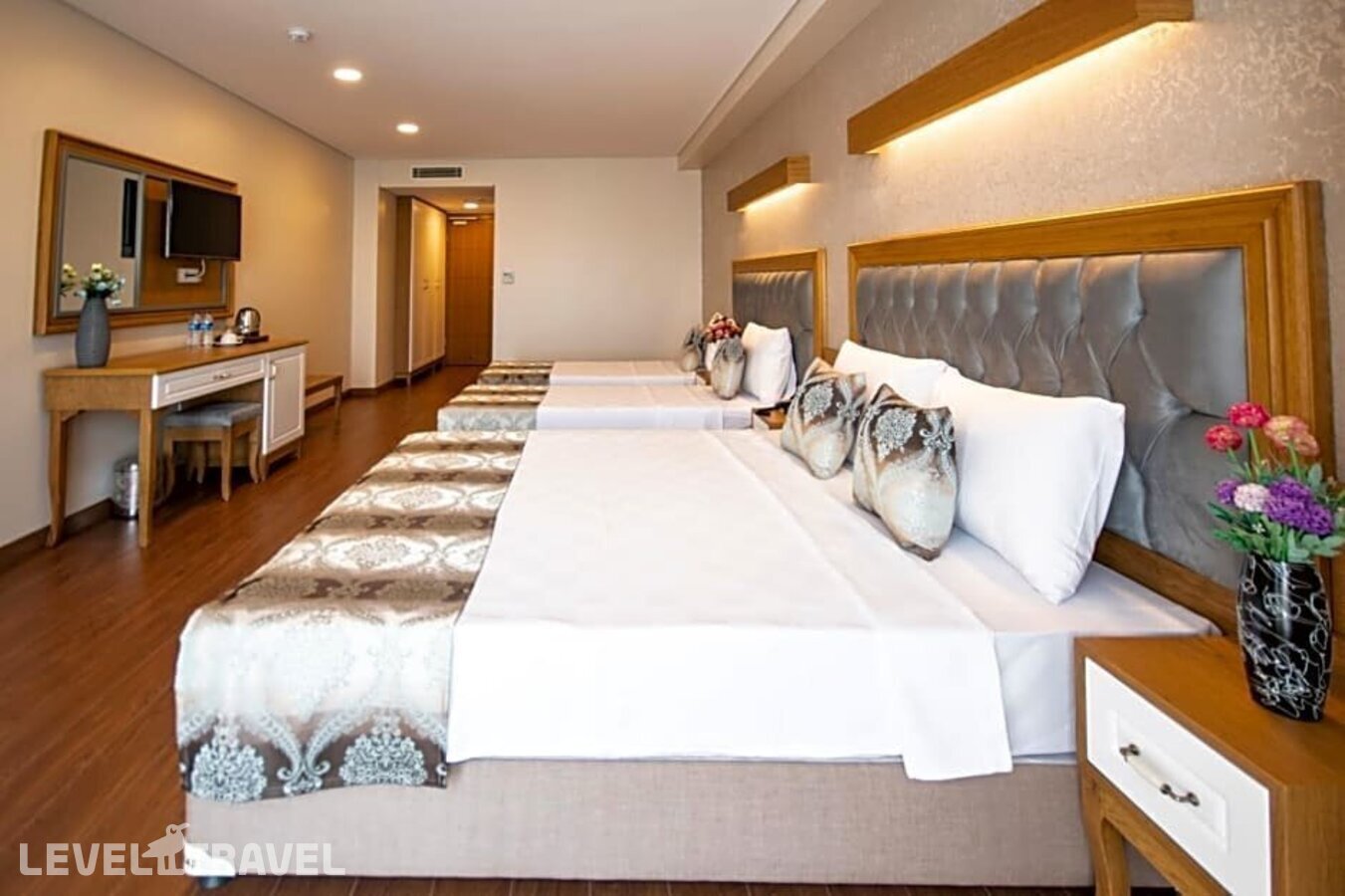 фотографии номера Четырёхместный номер отеля Eliza Hotel в Турция(Султанахмет) - фото №2