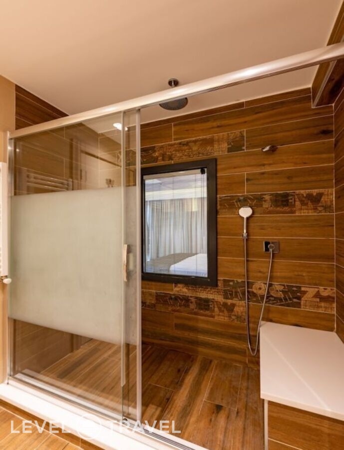 Двухместный номер Luxury с видом на море двуспальная кровать — фото 2