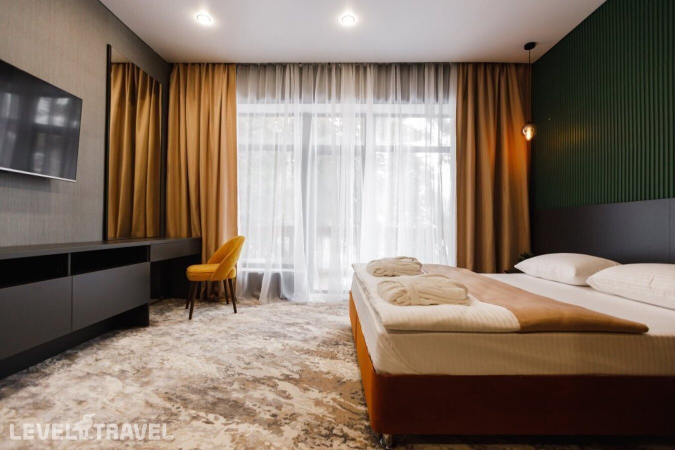 Двухместный номер Comfort с видом на горы двуспальная кровать — фото 6