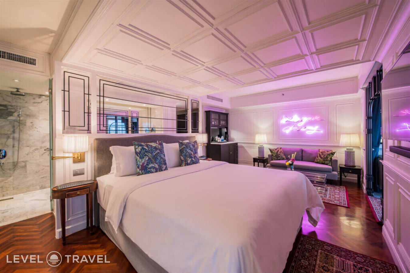 фотографии номера Двухместный люкс Akara двуспальная кровать отеля Akara Hotel Bangkok в Таиланд(Бангкок) - фото №1