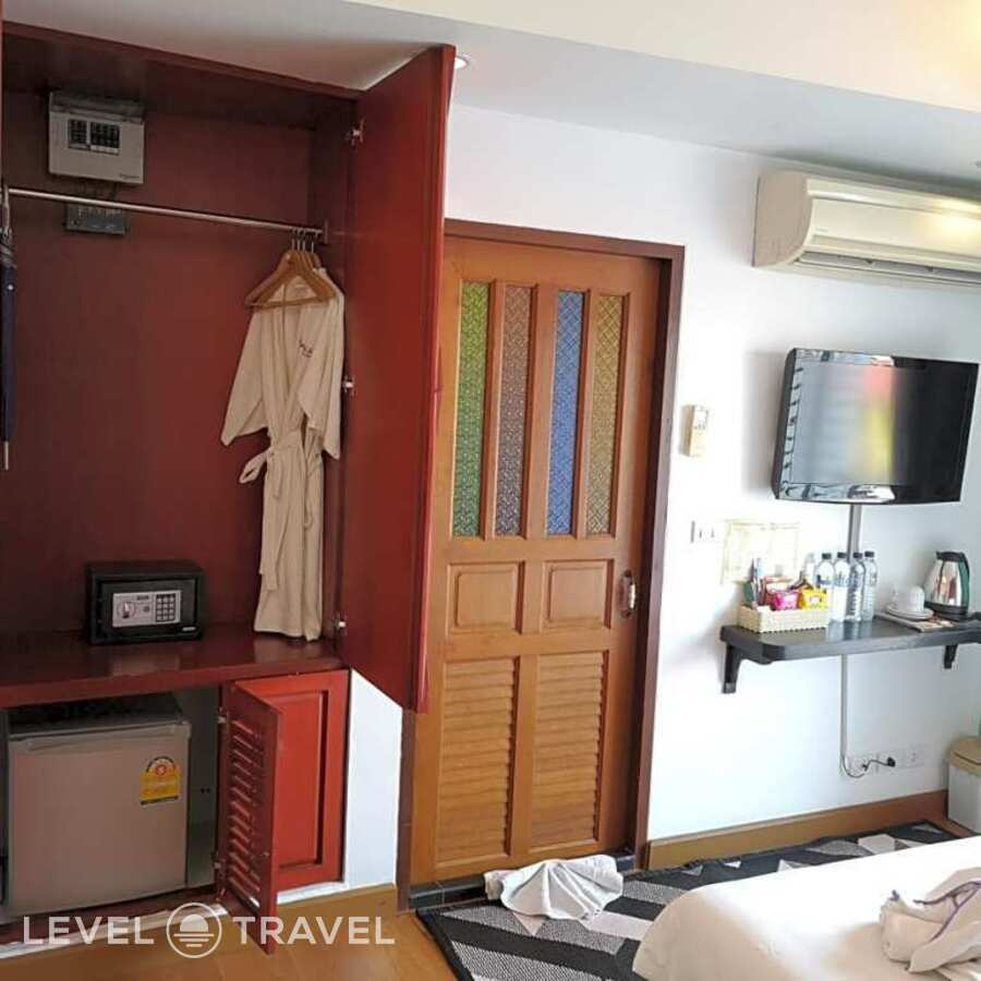 Двухместный номер Deluxe с видом на канал двуспальная кровать — фото 1