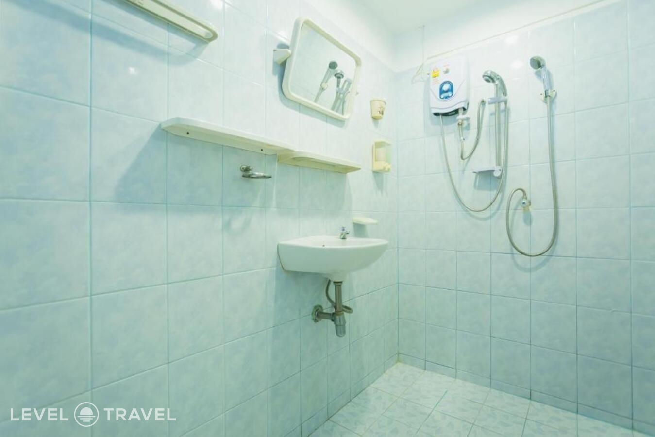 Двухместный номер Premier с балконом двуспальная кровать — фото 3