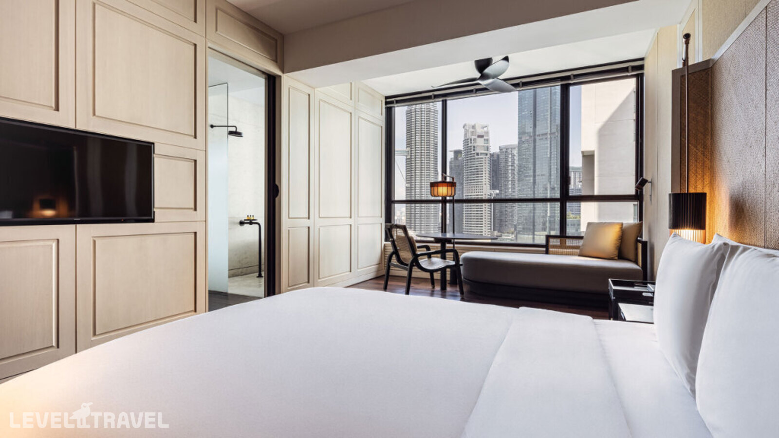 фотографии номера Двухместная студия Grand двуспальная кровать отеля The Ruma Hotel And Residences в Малайзия(Куала-Лумпур) - фото №1