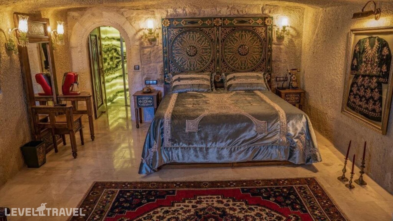 фотографии номера Двухместный номер Grand cave двуспальная кровать отеля Elika Cave Suites & Spa в Турция(Ортахисар) - фото №1