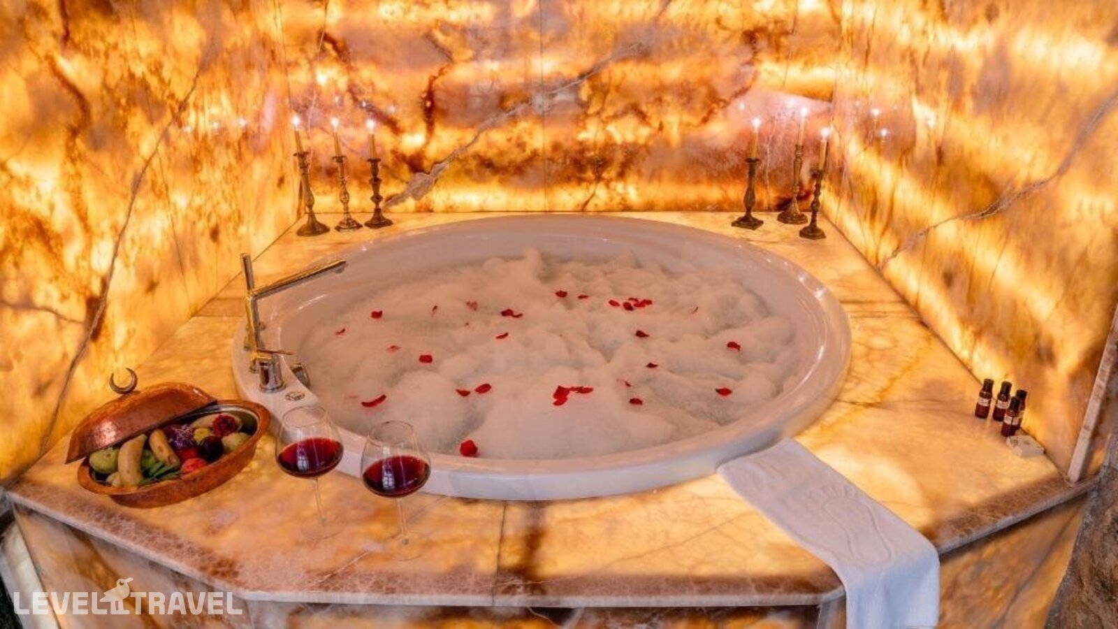 фотографии номера Двухместный номер Grand cave двуспальная кровать отеля Elika Cave Suites & Spa в Турция(Ортахисар) - фото №3