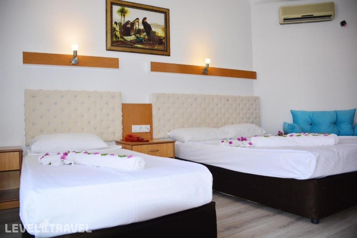 фотографии номера Трехместный номер отеля Miranda Moral Hotel в Турция(Кемер - центр) - фото №5