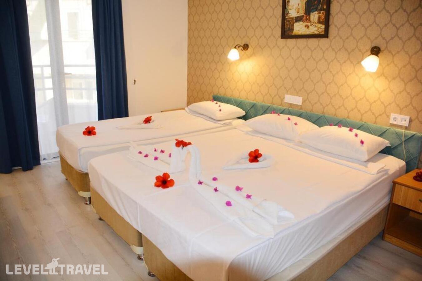 фотографии номера Трехместный номер отеля Miranda Moral Hotel в Турция(Кемер - центр) - фото №7