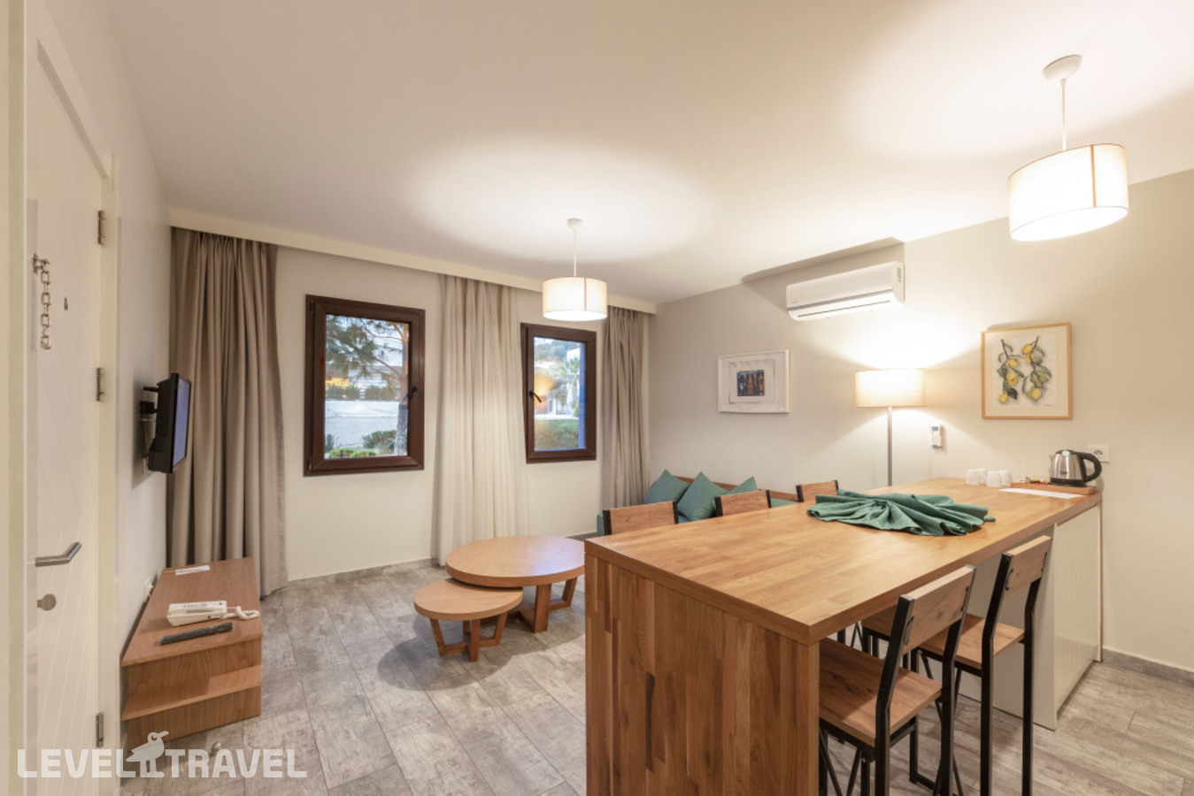 Люкс Executive Grand с балконом и с красивым видом из окна — фото 9