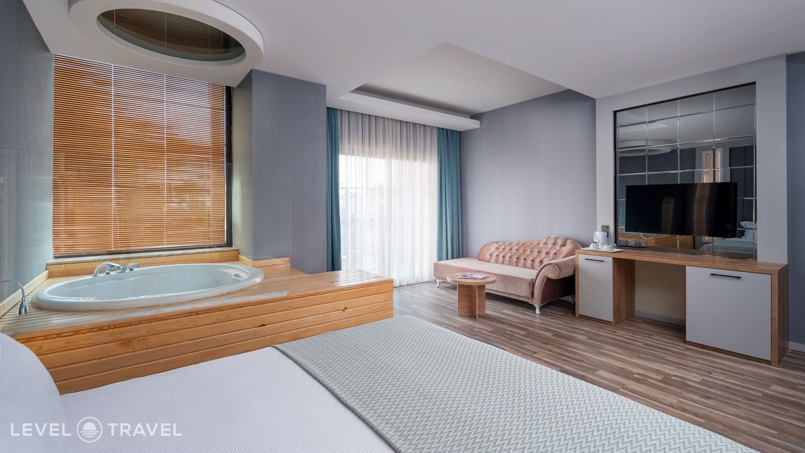 фотографии номера Полулюкс с балконом с видом на море отеля Siam Elegance Hotels & Spa в Турция(Богазкент) - фото №3