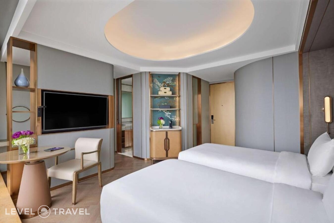 фотографии номера Двухместный номер High Floor Deluxe 2 отдельные кровати отеля Conrad Shanghai в Китай(Шанхай) - фото №3