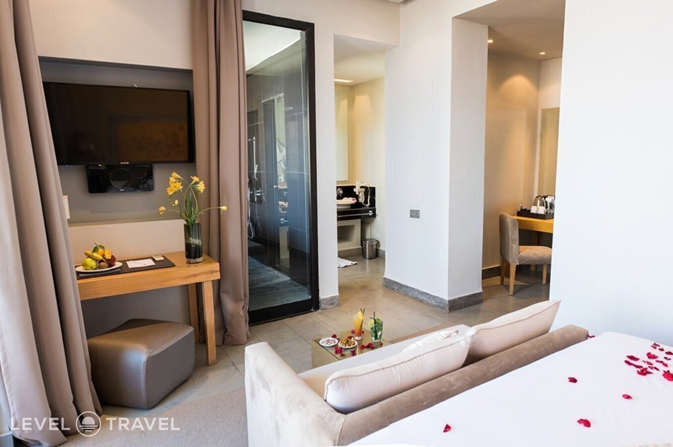 фотографии номера Двухместный номер Privilege двуспальная кровать отеля Sirayane Boutique Hotel And Spa в Марокко(Марракеш) - фото №5