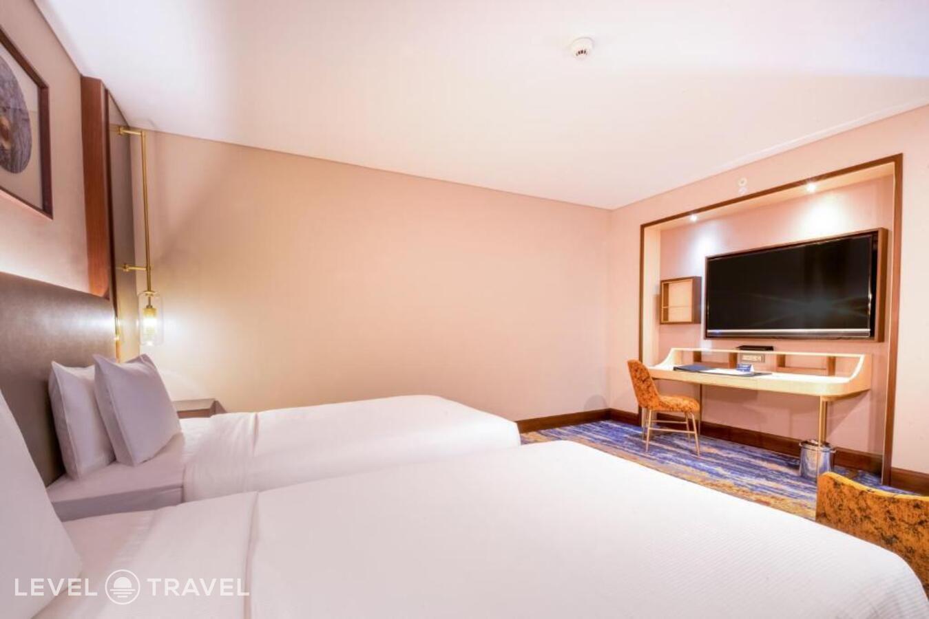 фотографии номера Улучшенный (две односпальные кровати) отеля Doubletree By Hilton Antalya City Centre в Турция(Анталья) - фото №21