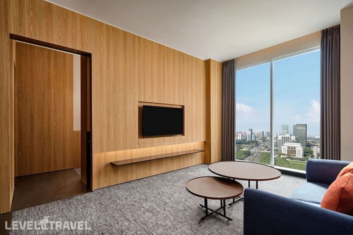 фотографии номера Люкс Presidential c 1 комнатой отеля Aloft South Jakarta Chse Certified в Индонезия(Джакарта) - фото №7