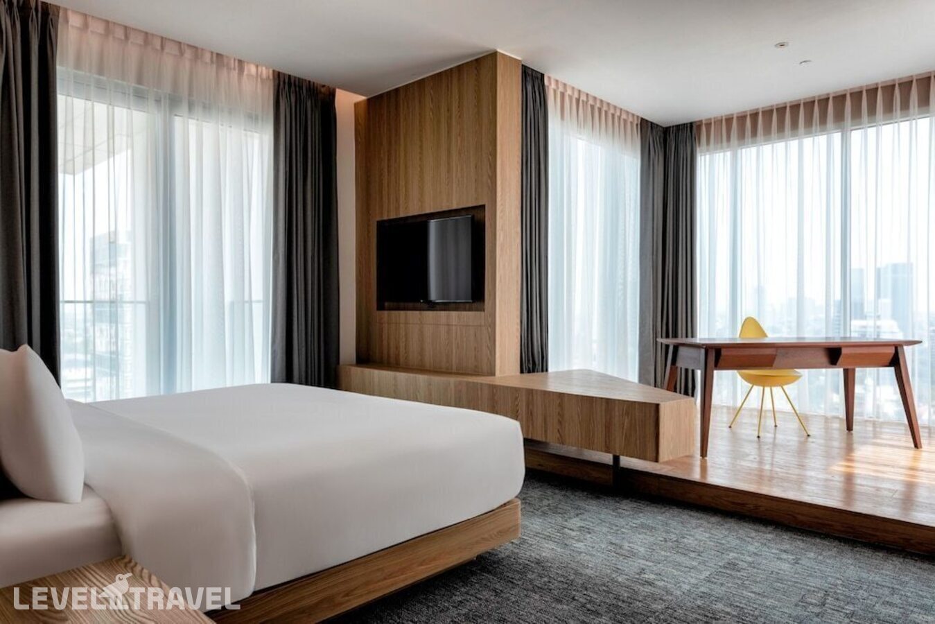 фотографии номера Люкс Presidential c 1 комнатой отеля Aloft South Jakarta Chse Certified в Индонезия(Джакарта) - фото №3