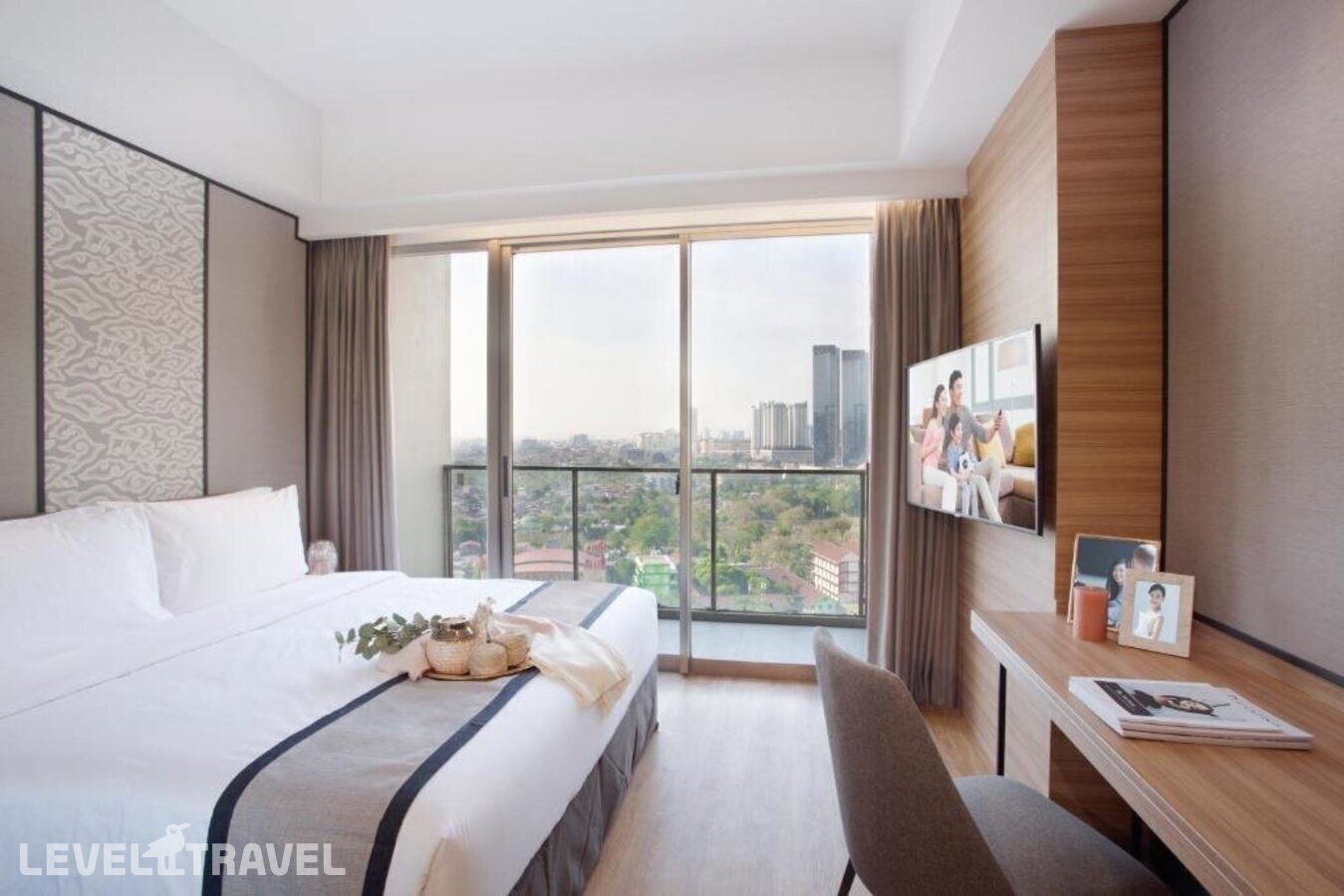 фотографии номера Двухместная студия Premier двуспальная кровать отеля Somerset Sudirman Jakarta в Индонезия(Джакарта) - фото №1