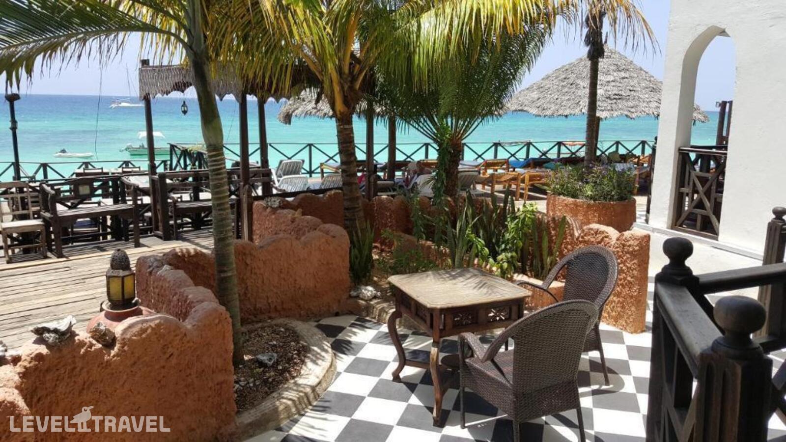 фотографии номера Люкс с видом на море отеля Langi Langi Beach Bungalows в Танзания(Нунгви Бич) - фото №2