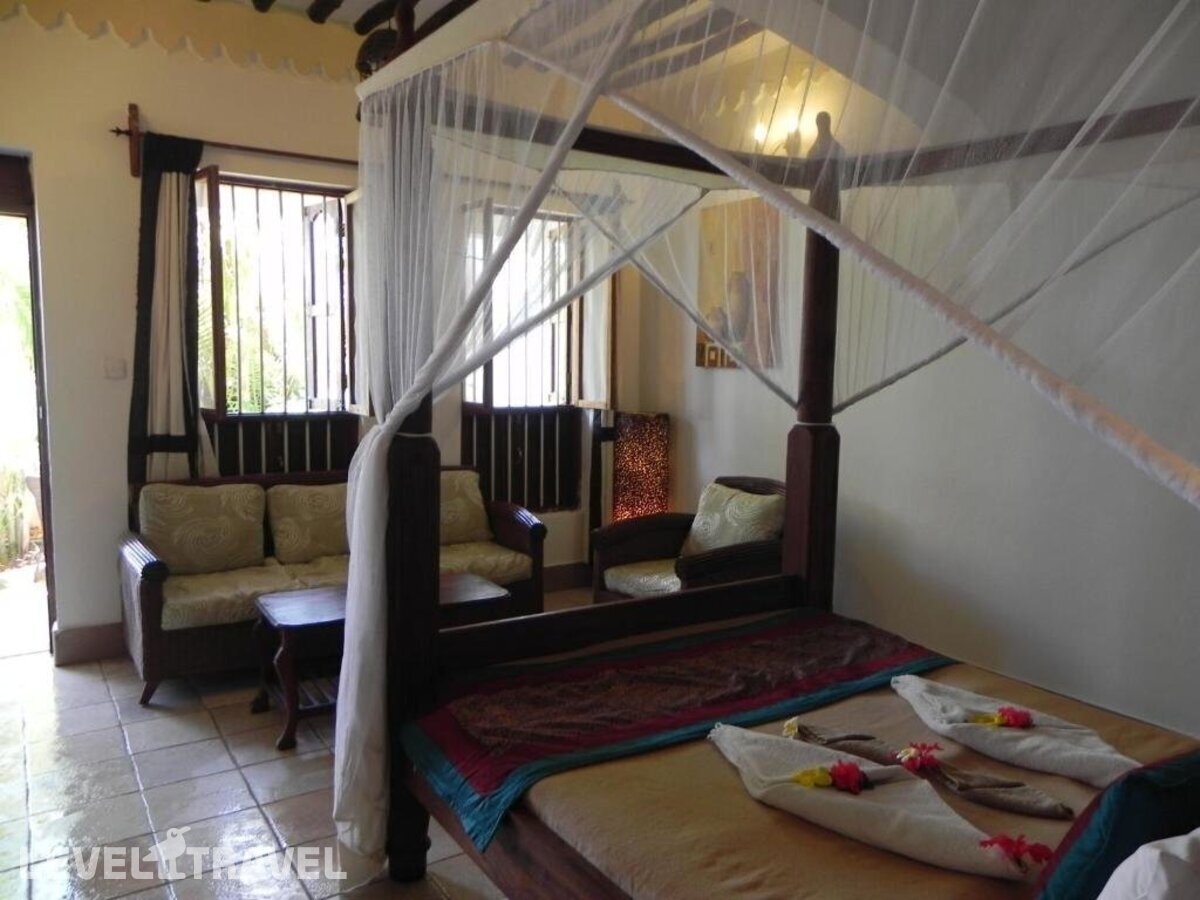 фотографии номера Люкс с видом на море отеля Langi Langi Beach Bungalows в Танзания(Нунгви Бич) - фото №12