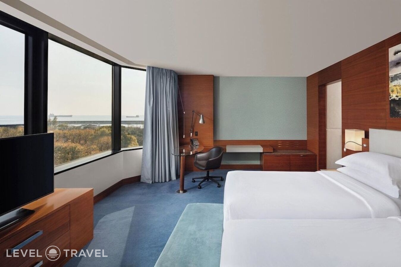 фотографии номера Двухместный номер Premium с видом на море 2 отдельные кровати отеля Sheraton Istanbul Atakoy Hotel в Турция(Бакыркёй) - фото №1