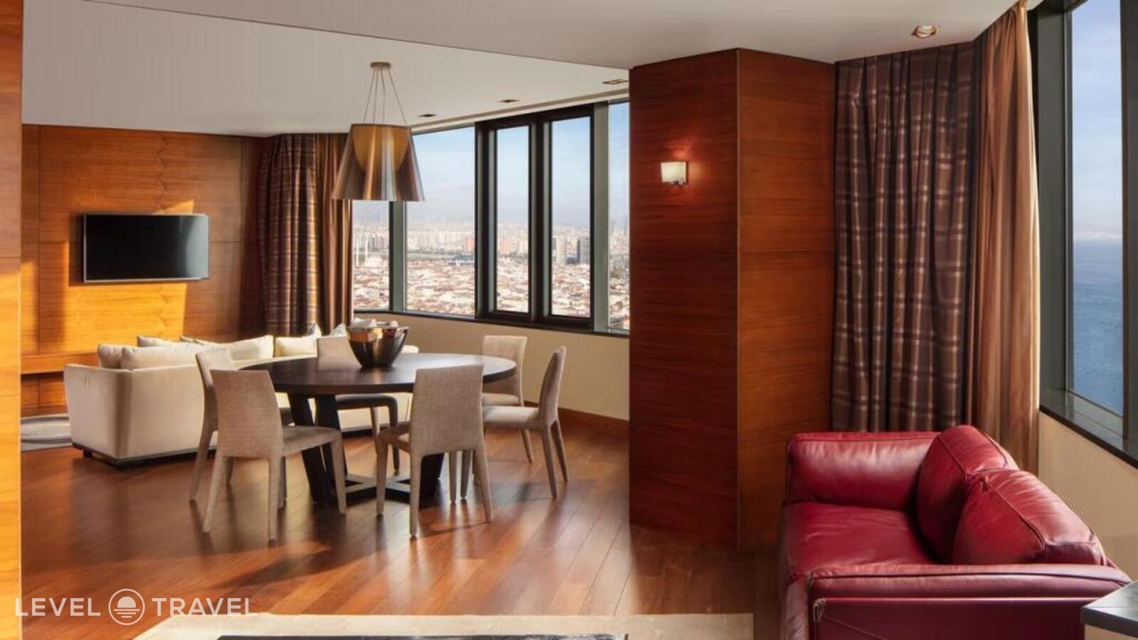 фотографии номера Двухместный клубный люкс Sheraton с видом на море двуспальная кровать отеля Sheraton Istanbul Atakoy Hotel в Турция(Бакыркёй) - фото №7