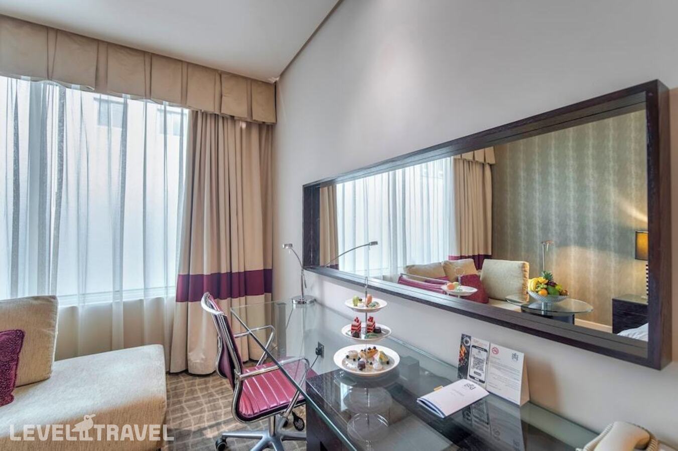 фотографии номера Номер Премьер отеля Majestic Premier Hotel (Ex. Four Points By Sheraton Bur Dubai) в ОАЭ(Бар Дубай) - фото №5