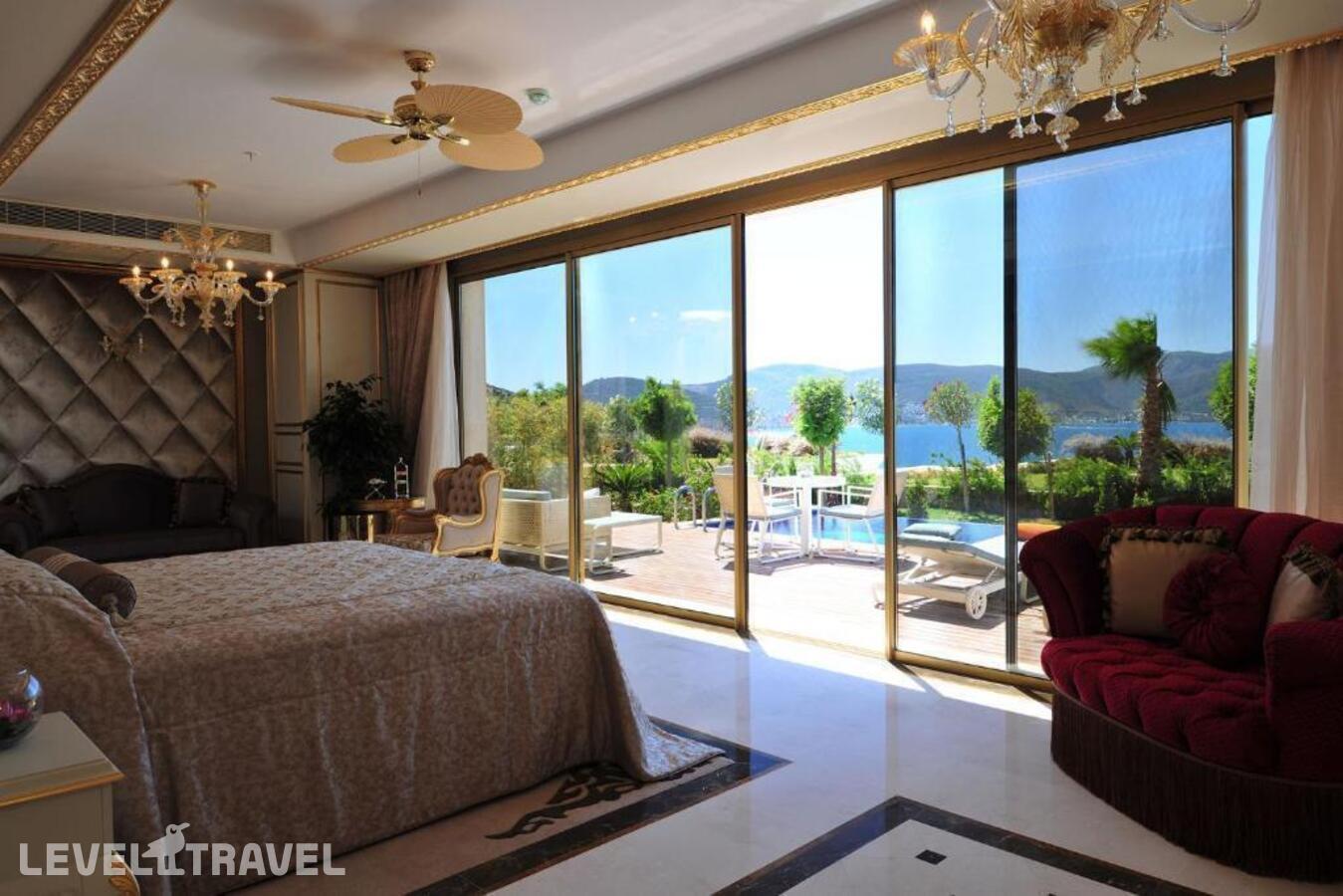 фотографии номера Люкс Гранд отеля The Plaza Bodrum (Ex. Be Premium Bodrum) в Турция(Торба) - фото №3