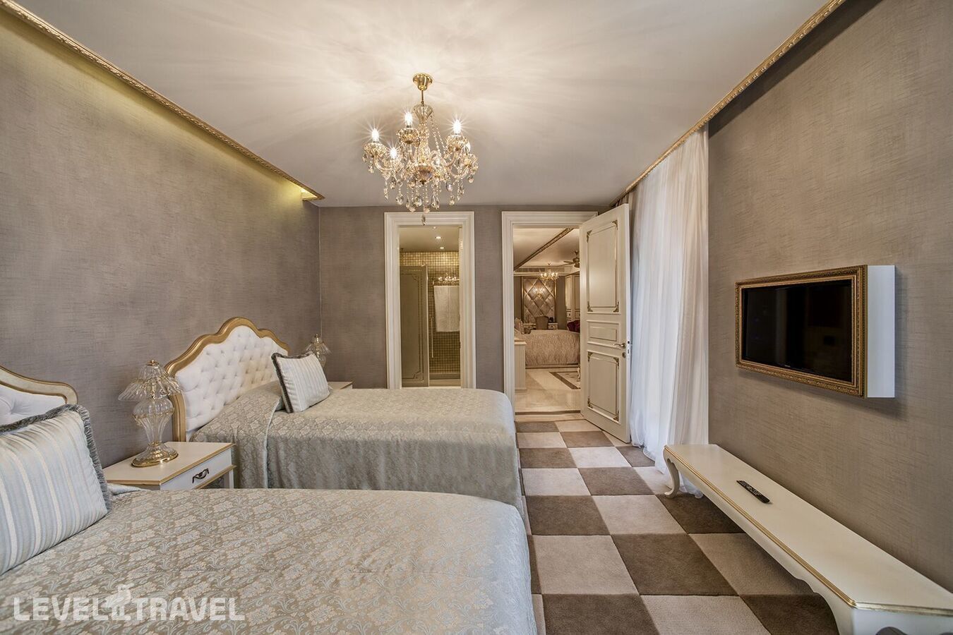 фотографии номера Люкс Гранд отеля The Plaza Bodrum (Ex. Be Premium Bodrum) в Турция(Торба) - фото №1