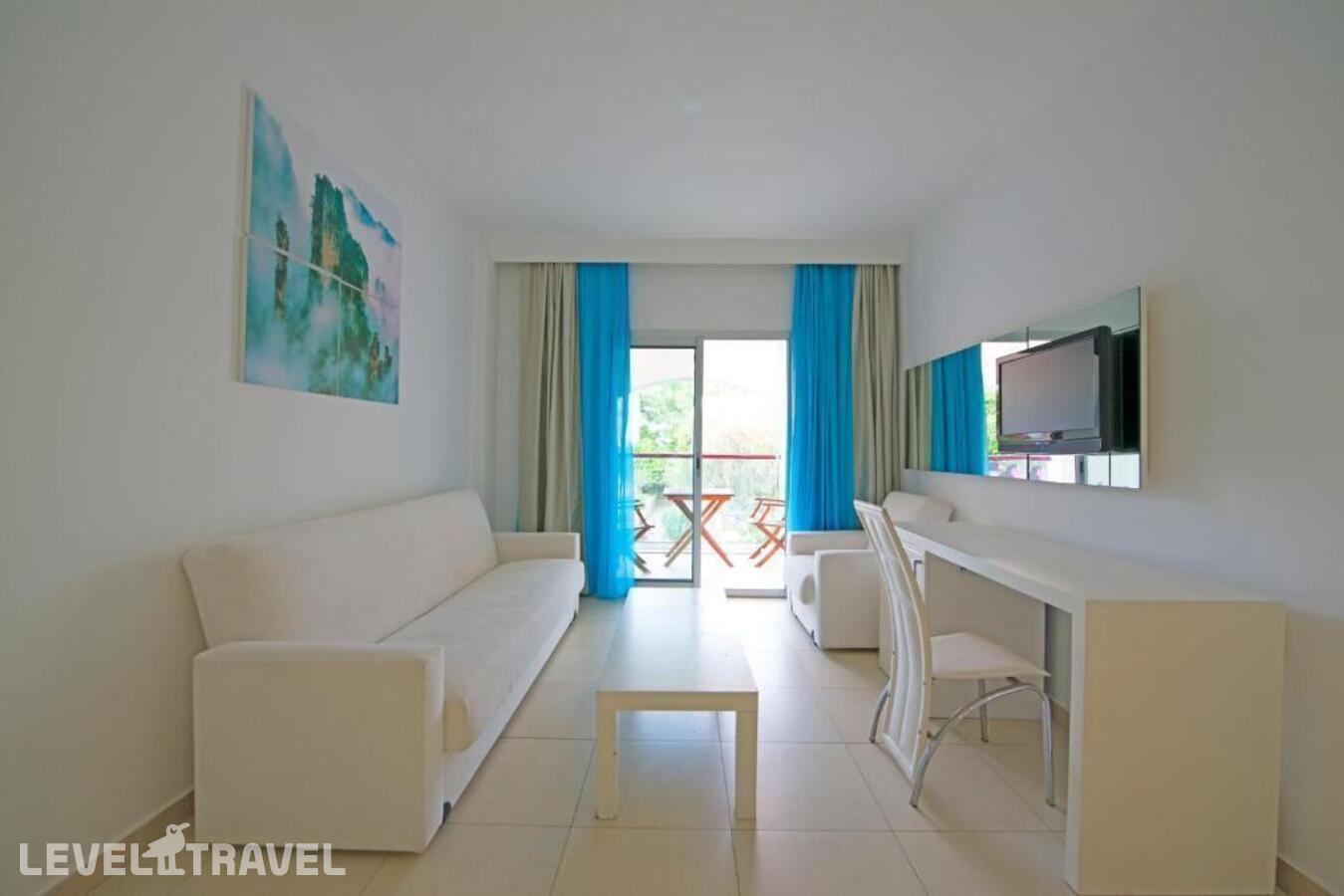фотографии номера Люкс отеля Costa Luvi Hotel ( Ex. The Luvi Hotel) в Турция(Гюмбет) - фото №3