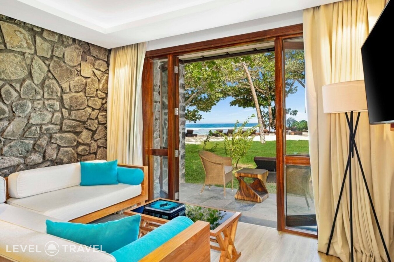 фотографии номера Люкс Deluxe с видом на океан отеля Kempinski Seychelles Resort в Сейшелы(о. Маэ) - фото №5