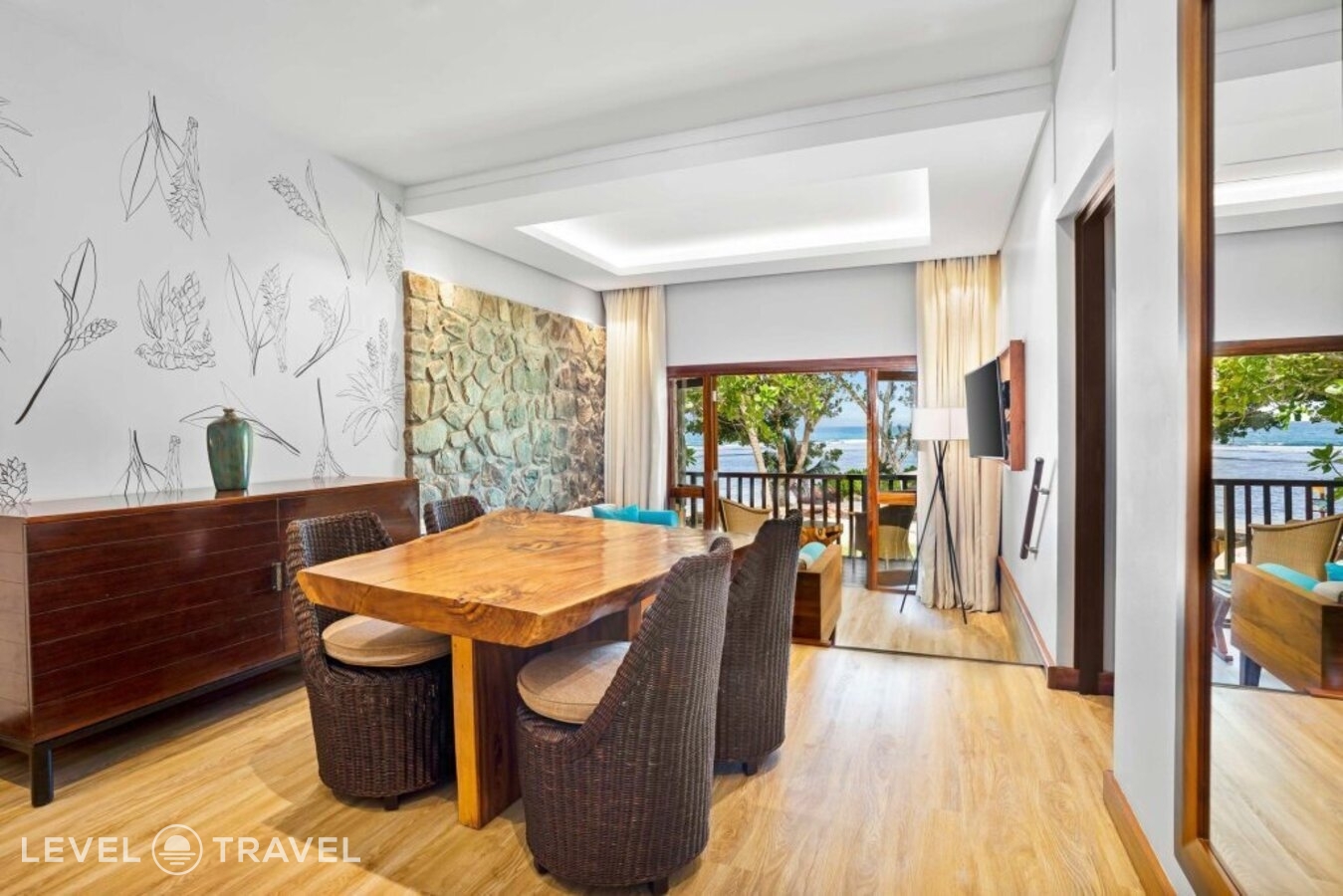 фотографии номера Люкс Deluxe с видом на океан отеля Kempinski Seychelles Resort в Сейшелы(о. Маэ) - фото №4