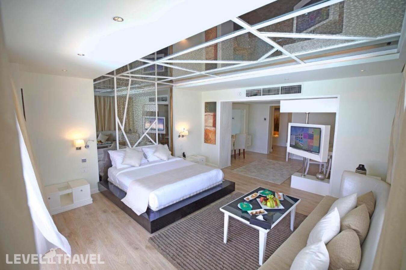 фотографии номера Люкс для новобрачных отеля Posh Club By Sunrise Montemare Resort в Египет(Шарм-эль-Шейх) - фото №4