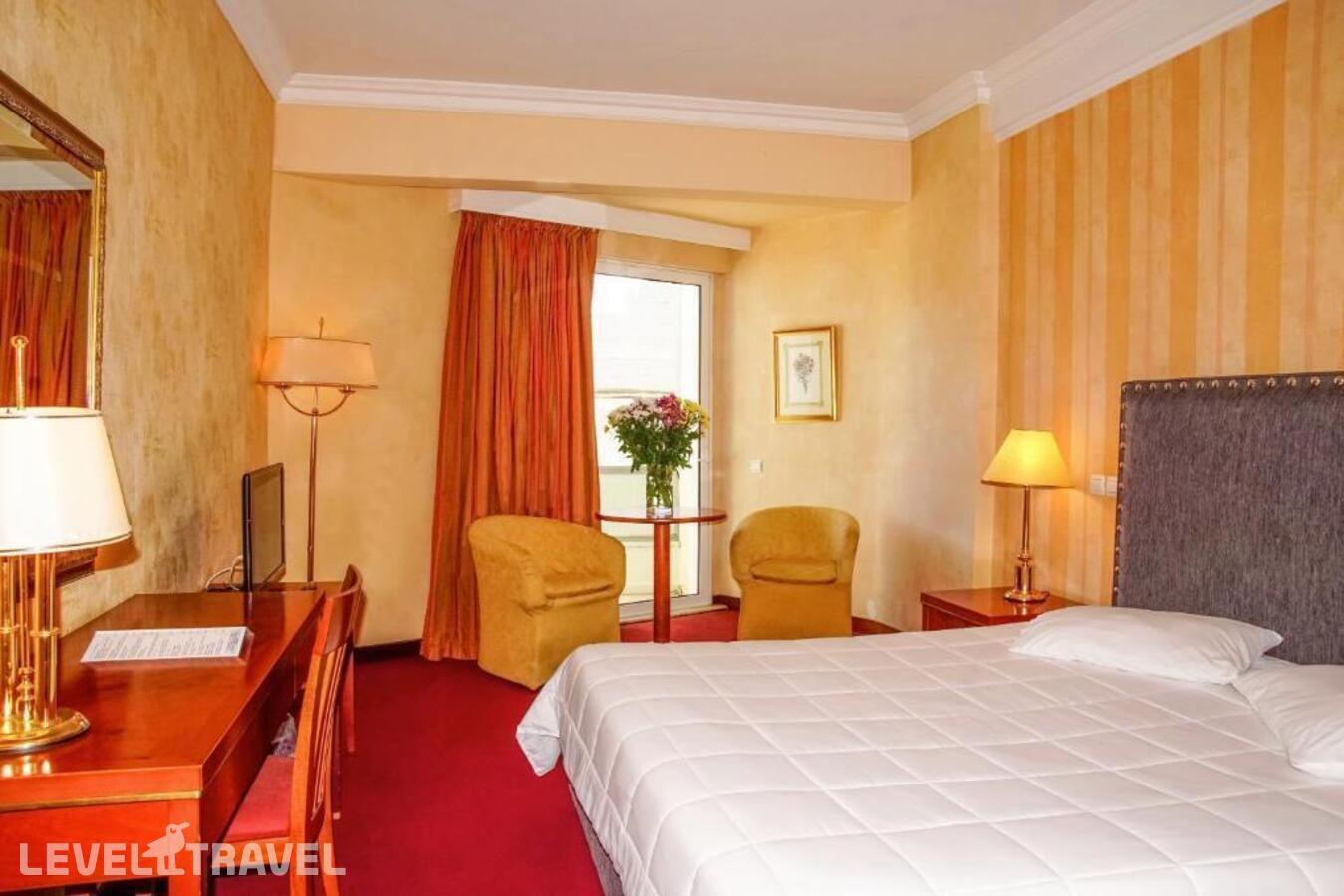 фотографии номера Стандартный номер отеля Porto Rio Hotel & Casino в Греция(Ахайа) - фото №5