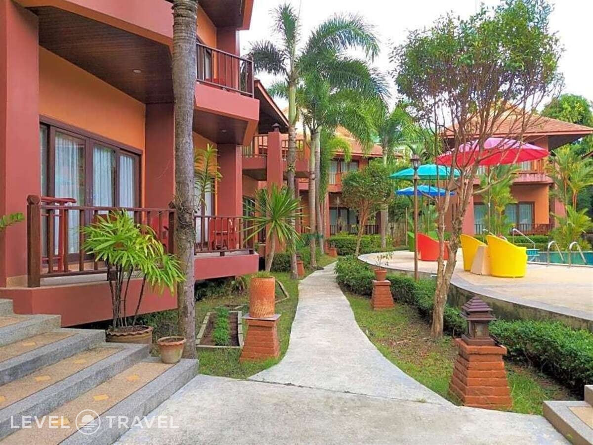 фотографии номера Номер Deluxe с балконом и с видом на бассейн отеля Andamanee Boutique Resort в Таиланд(Ноппарат Тара) - фото №8