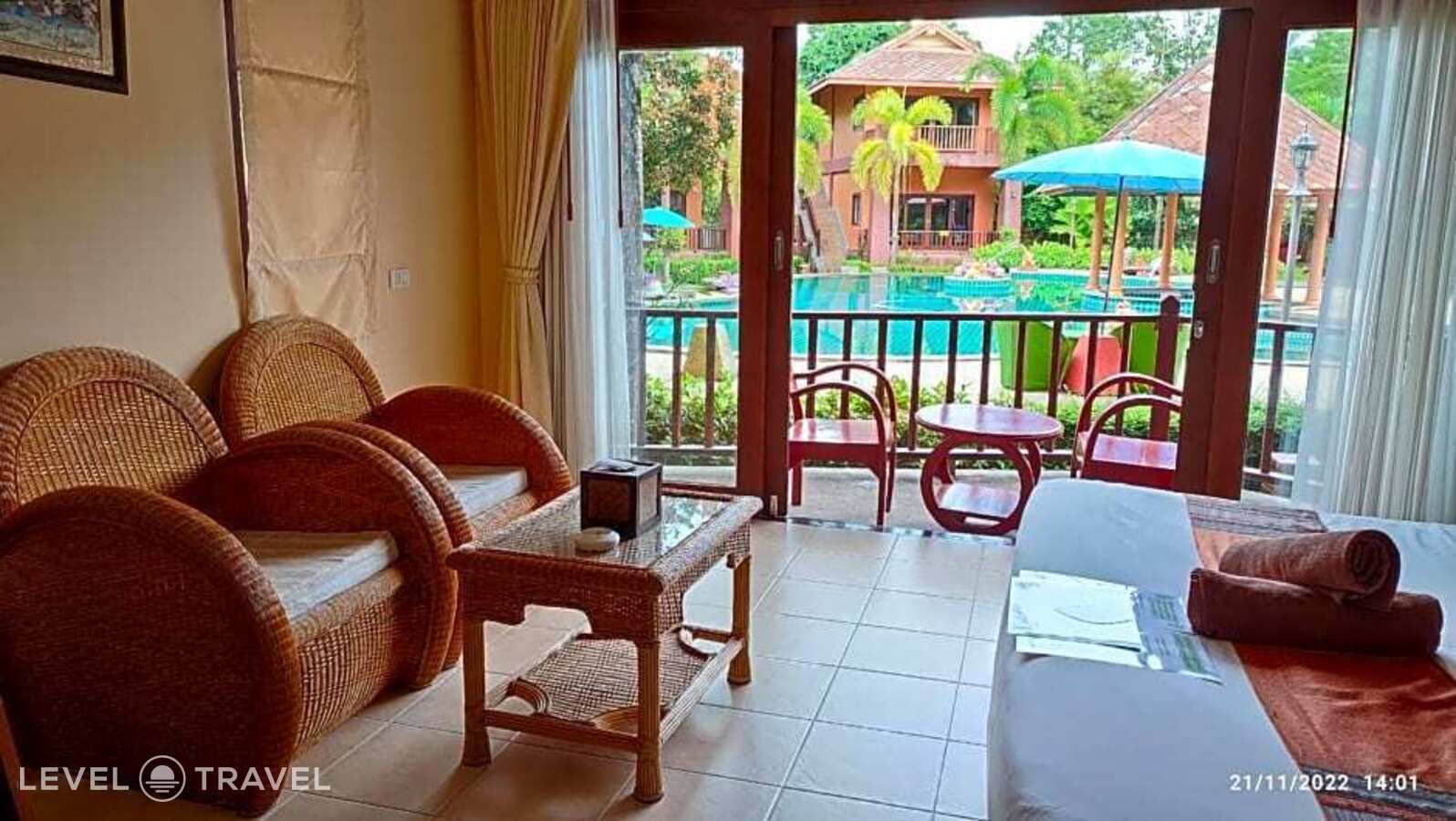 фотографии номера Номер Deluxe с балконом и с видом на бассейн отеля Andamanee Boutique Resort в Таиланд(Ноппарат Тара) - фото №15
