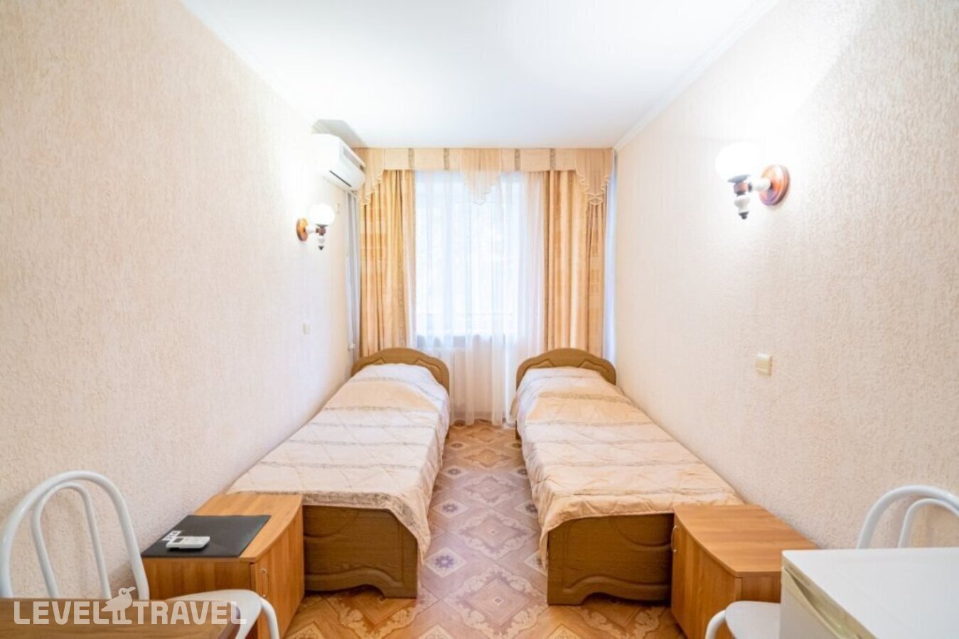 Двухместный номер с балконом и с видом на парк 2 отдельные кровати — фото 1